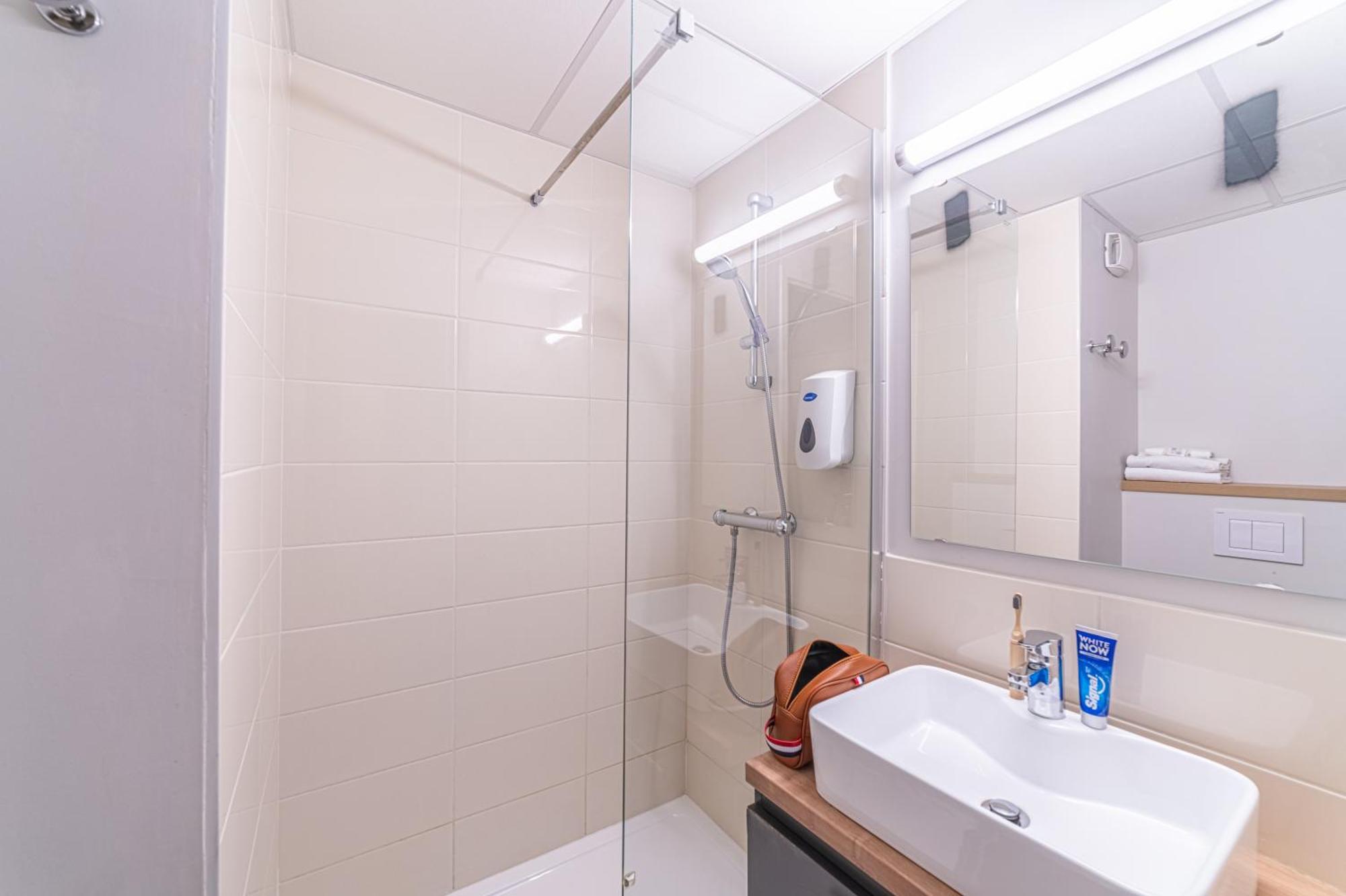 Montempo Apparthotel Bordeaux Centre - Bassins A Flot Екстериор снимка