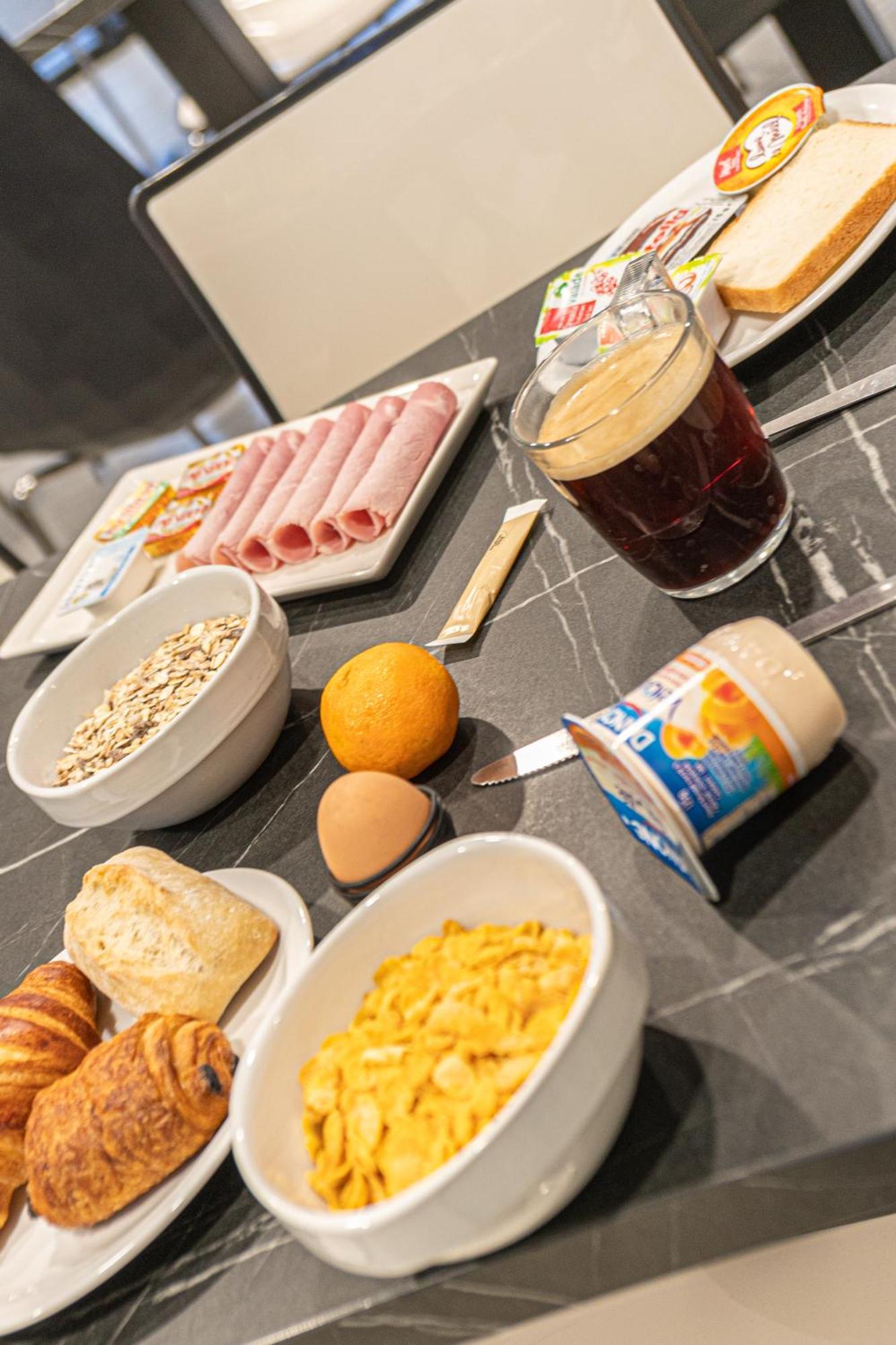 Montempo Apparthotel Bordeaux Centre - Bassins A Flot Екстериор снимка